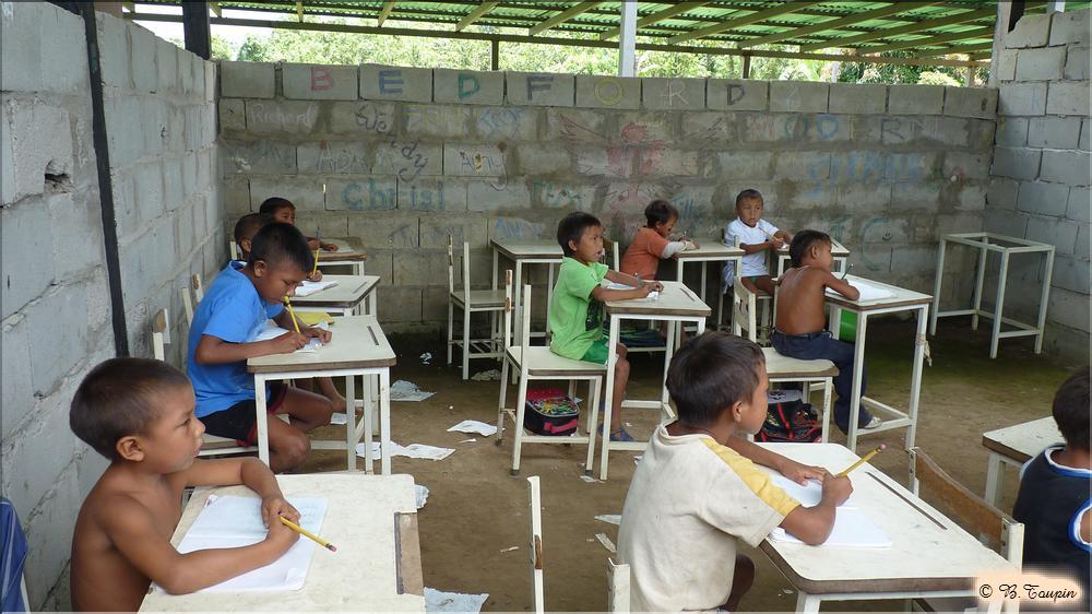 le rio caura une ecole de village